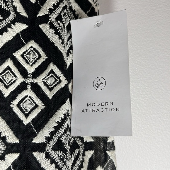 Modern Attraction Aline Midi Skirt Size Small Diamond Pattern Black/Ivory NWT - Picture 4 of 6